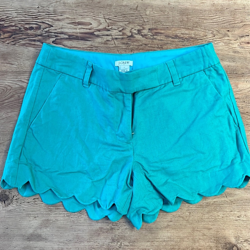 Scallop Shorts